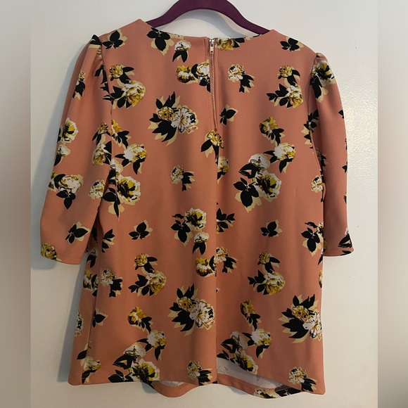 Melloday Short Sleeve Blouse - Picture 3 of 5